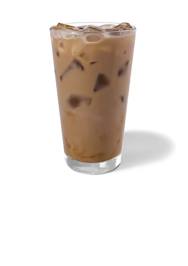 Un latte glacé dans un verre Tall