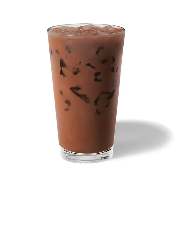 Un moka glacé dans un verre Tall
