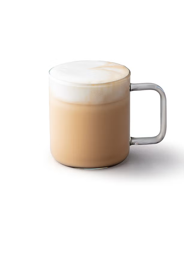 Un cappuccino dans une tasse en verre